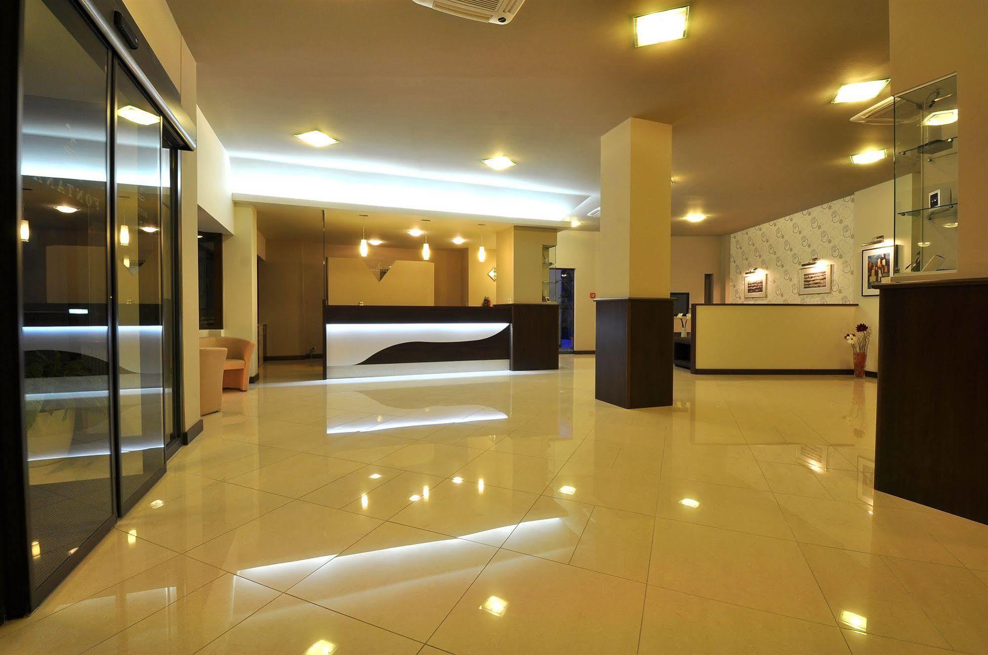 Hotel Fontana Buzet Exterior photo